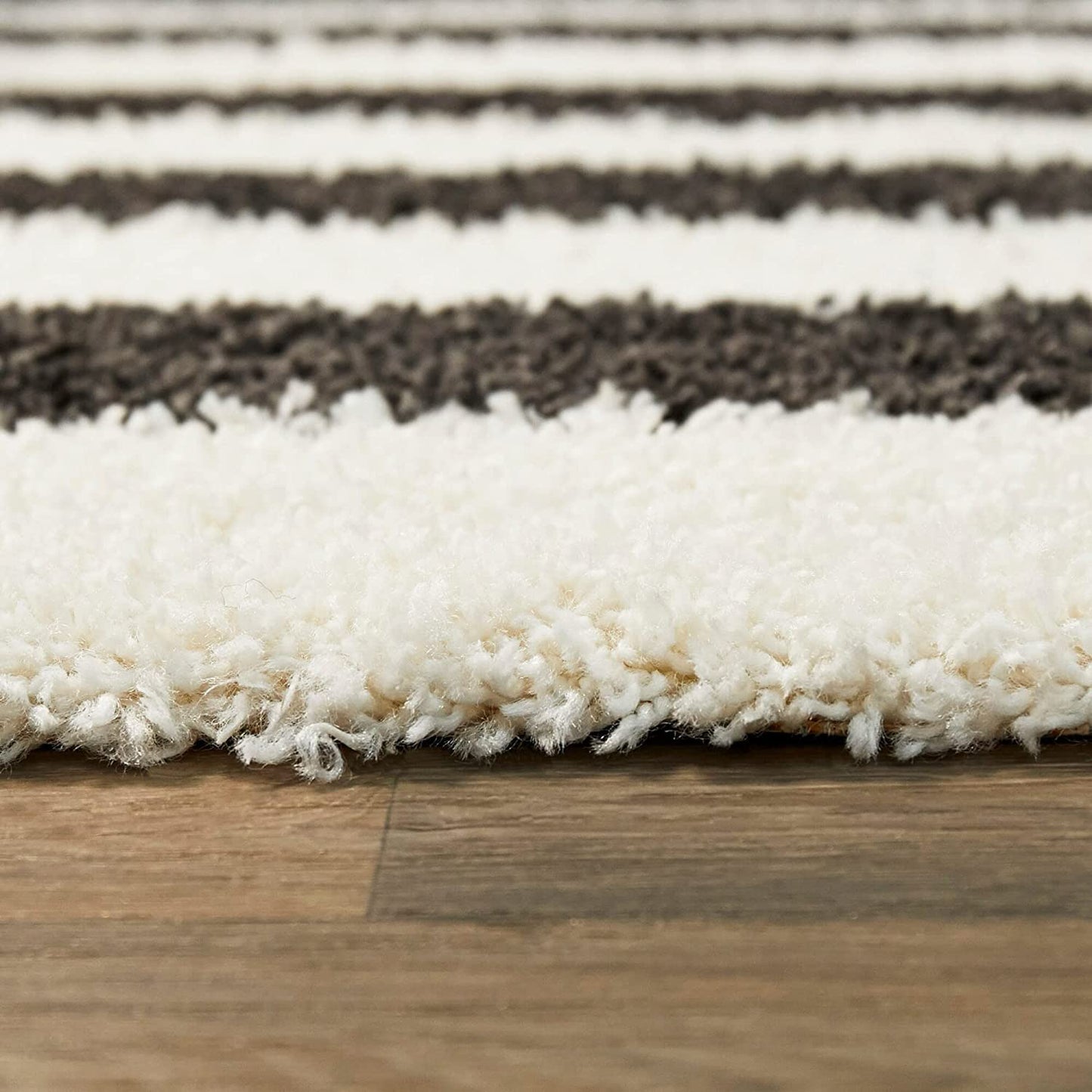 Handmade Microfiber Carpet for Living Room Bedroom Hall & Home - Black & Ivory