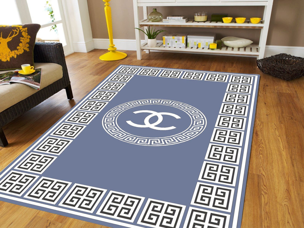Premium Velvet Designer Carpet – Elegant Geometric Border & Classic Center Pattern, 5 x 7 Feet