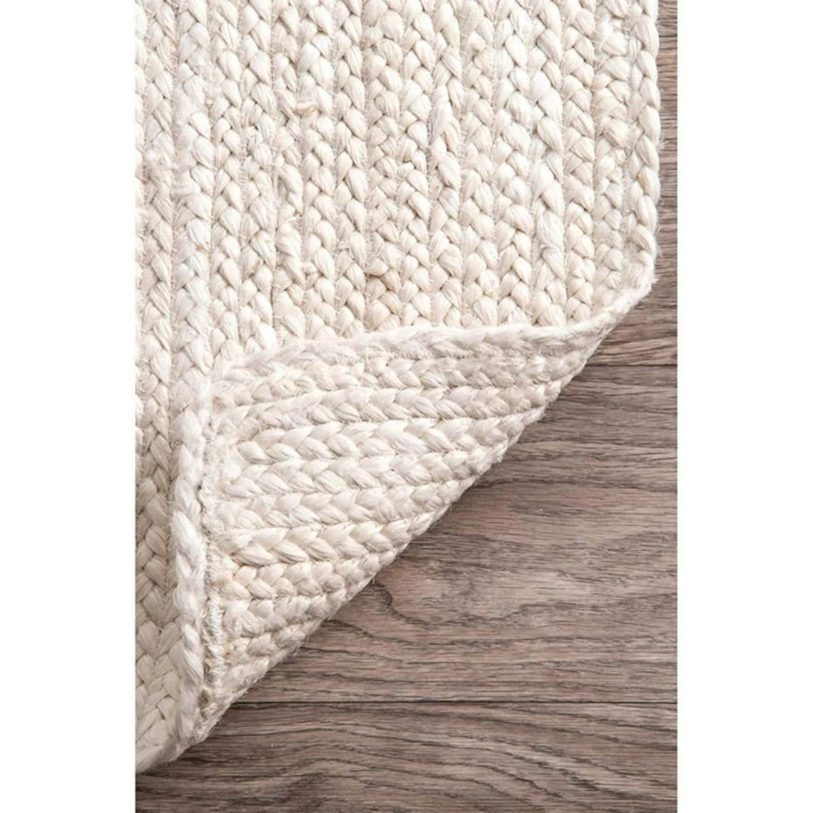Handwoven Minimal Rug with Soft Natural Texture