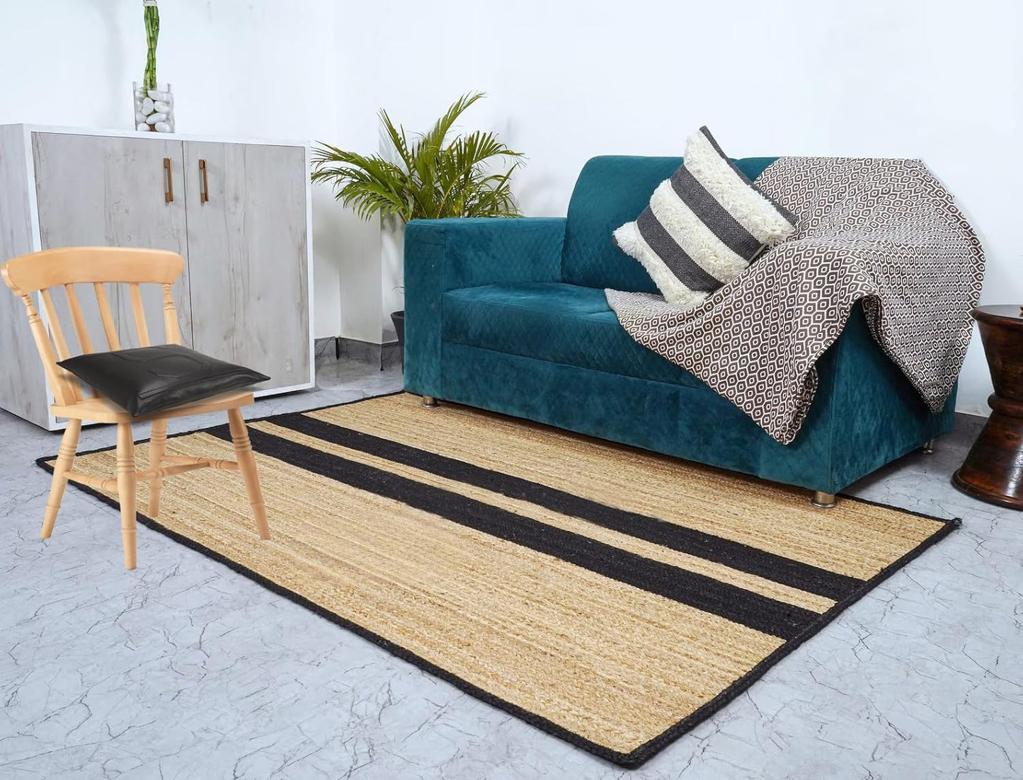 Natural & Black Double Border Jute Area Rug.