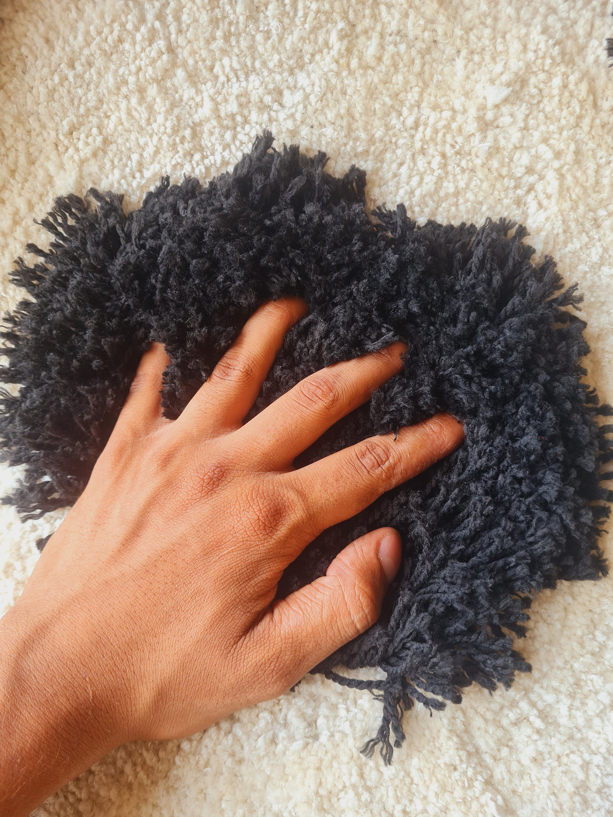 Black & White Round Carpet - Soft Feel with Anti-Skid Backing