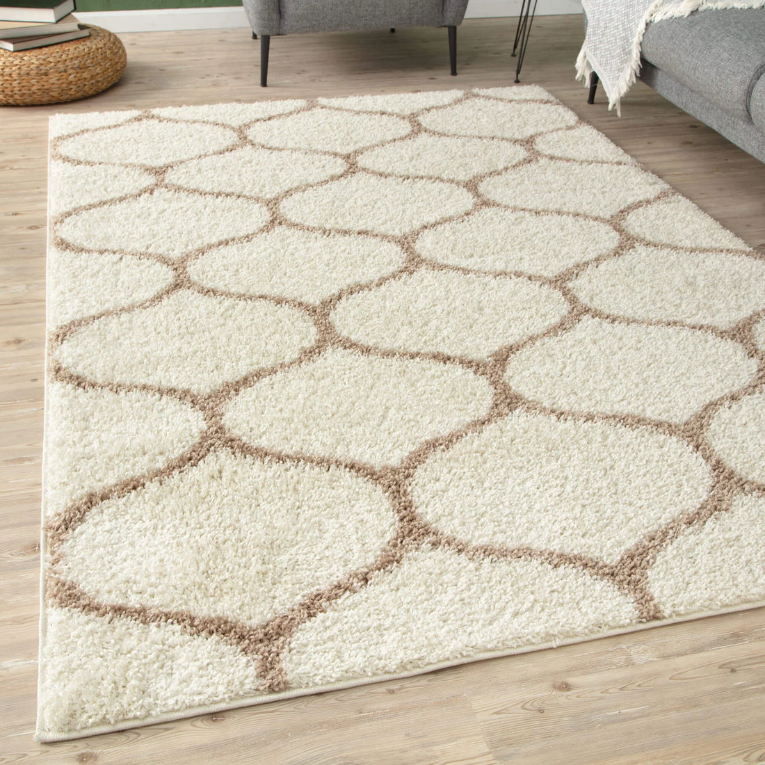 Cream and Beige Moroccan Lattice Microfiber Rug – Soft Feel & Anti-Skid Backing