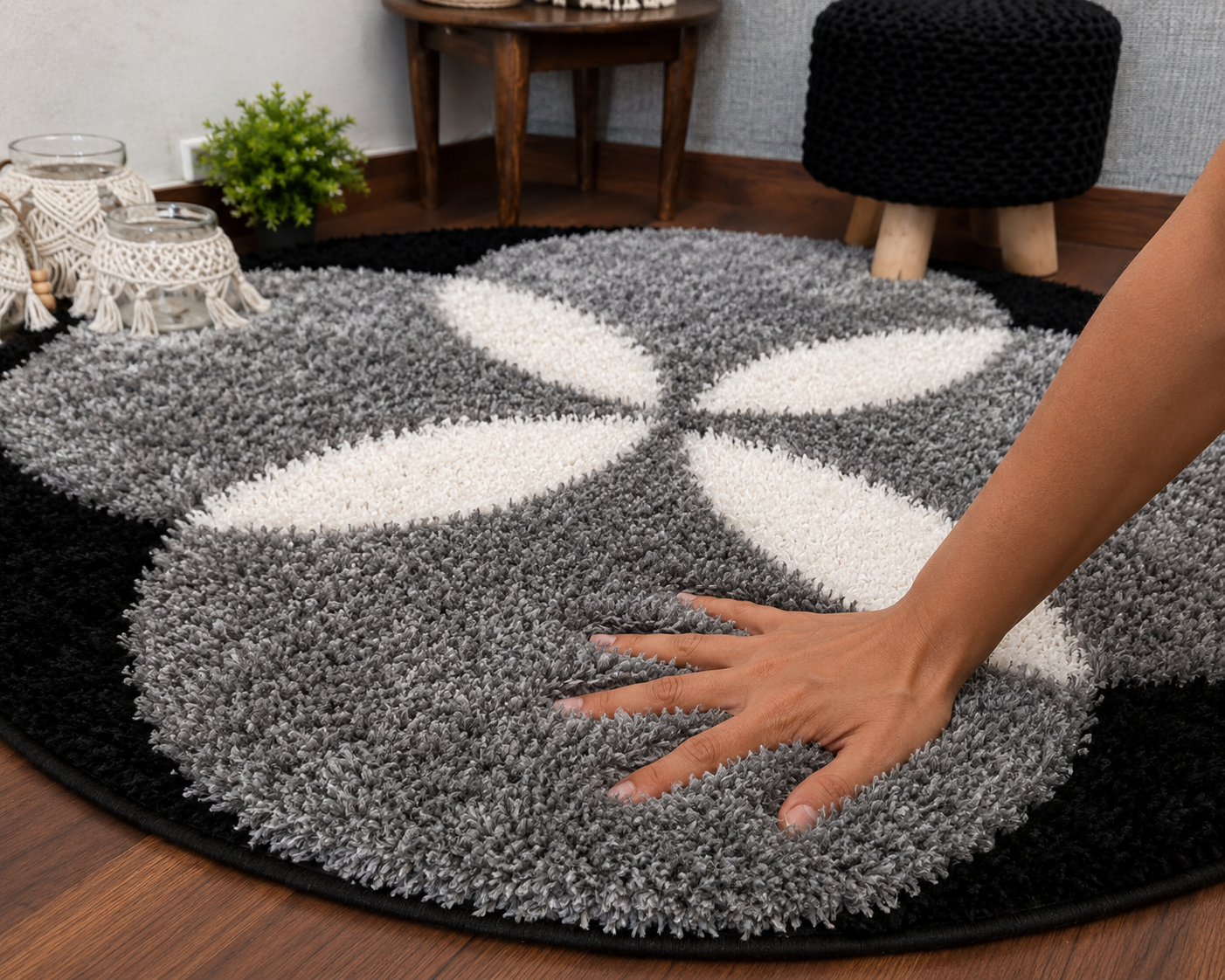 Black & Grey - Premium Soft Modern Round Shaggy Rug