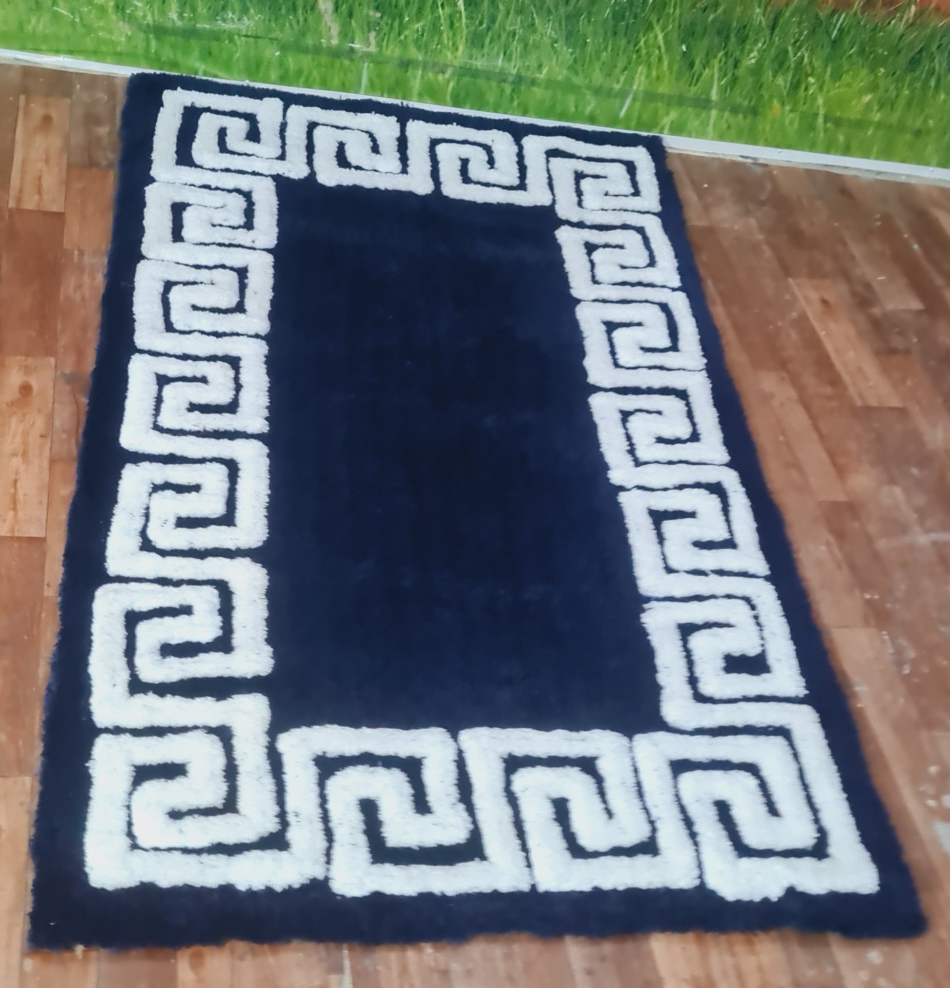 Blue And Ivory Shaggy Soft Rug Hand tufted Living room Carpet