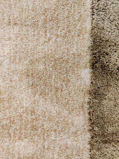 Premium soft Microfiber Bedside Runner Shaggy carpet. Ivory & Beige Colour
