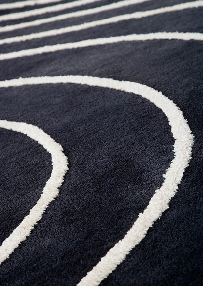 Black & White Fresh From Loom Microfiber Soft Luxury Living Area Rug.