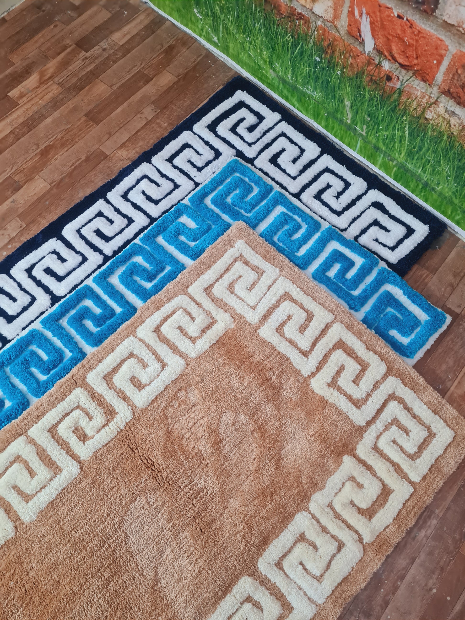 Blue And Ivory Shaggy Soft Rug Hand tufted Living room Carpet
