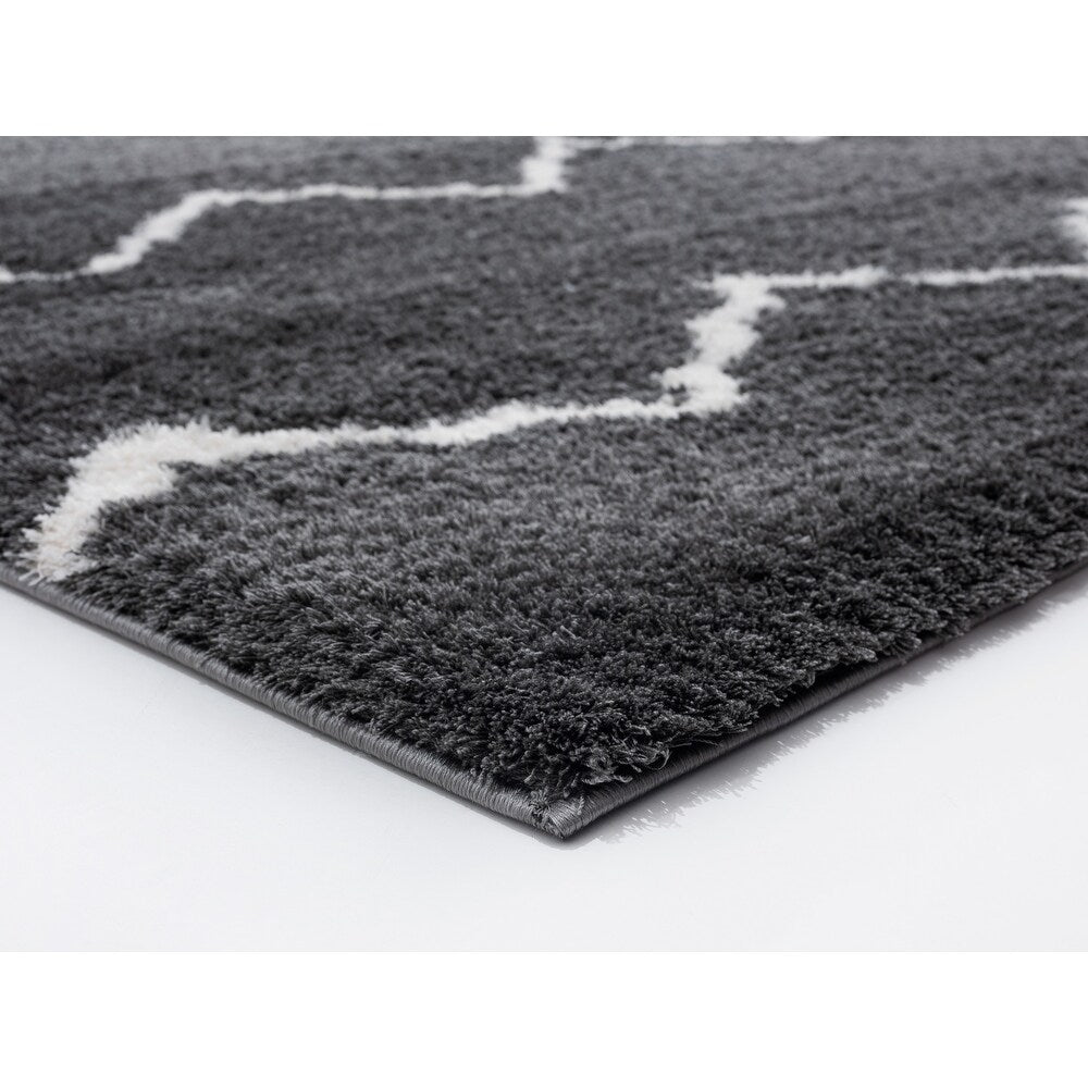 Black Color Extra Soft Microfiber Luxury Carpet.