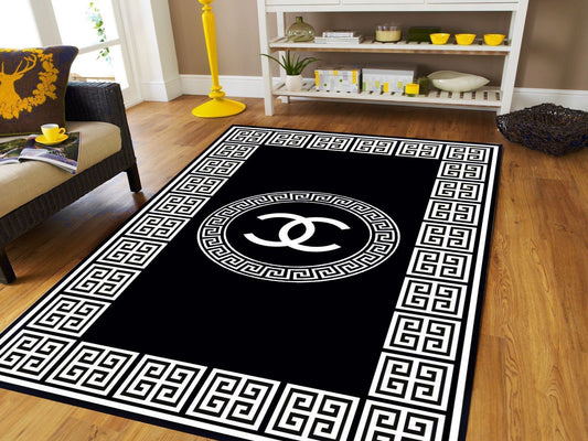 Premium Black & White Greek Key Pattern Designer Carpet – Elegant Modern Floor Rug for Living Room & Bedroom