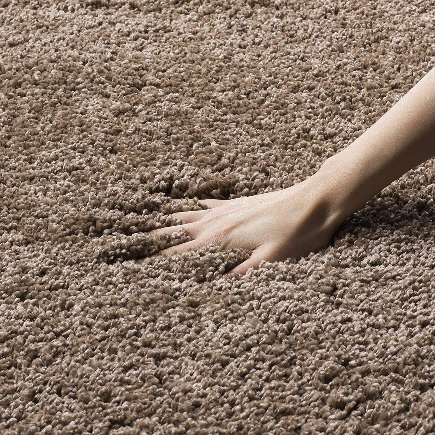 Kashyapa Rugs Collection- Plain Beige Colour Soft Microfiber Round Carpet.