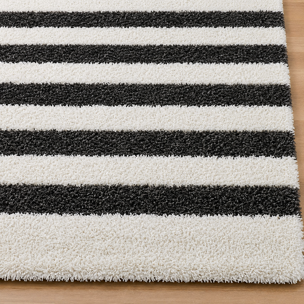 Handmade Microfiber Carpet for Living Room Bedroom Hall & Home - Black & Ivory