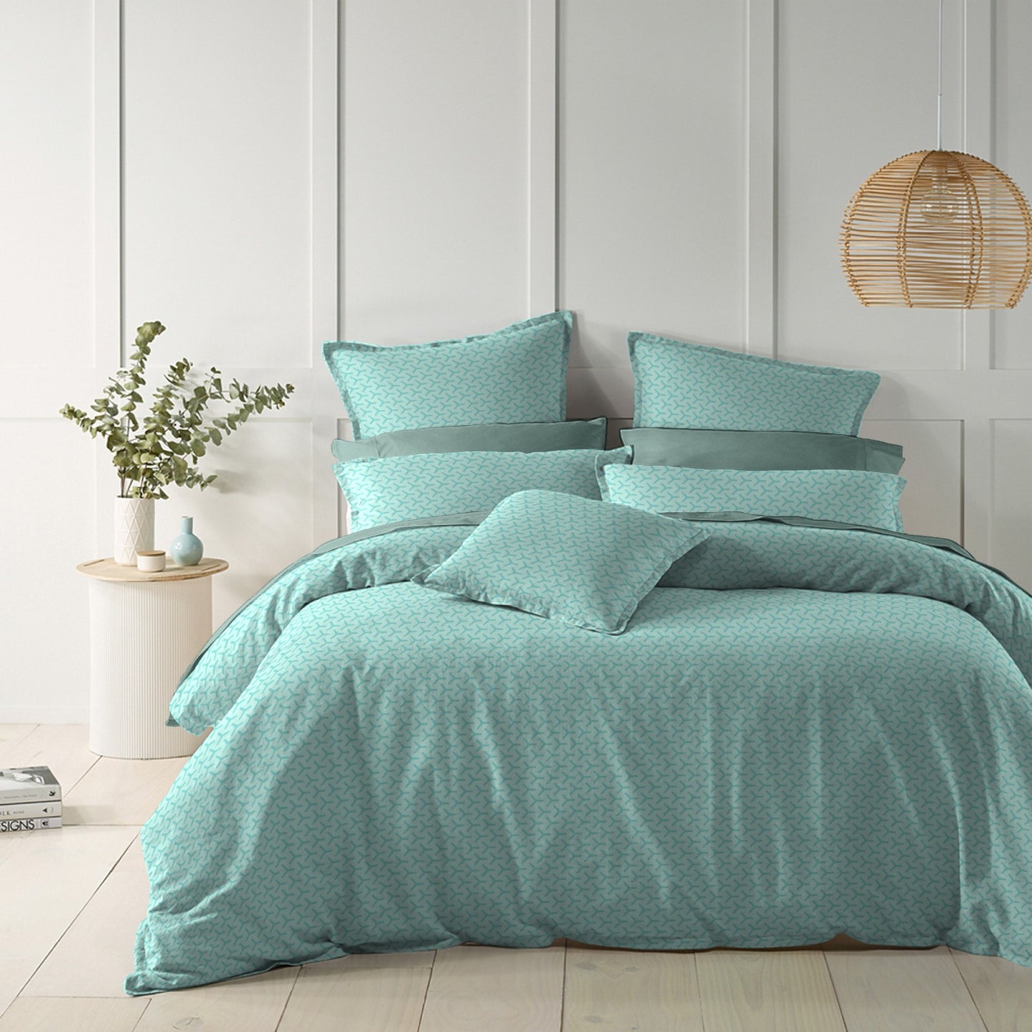 Kashyapa Rugs Cotton, Microfiber King  Fitted (Elastic) Bedsheet (Pack of 1 Bedsheet + 2 Pillow Covers, Blue