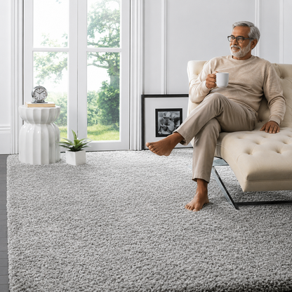 Premium Plain Silver Grey Fluffy Microfiber Rug – Silk Touch & Super Soft – Anti-Skid Rubber Base