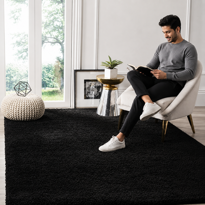 Plain Black Premium Shaggy Rug – Soft Feel with Anti-Skid Rubber Backing