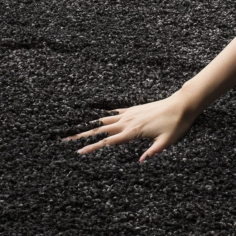 Black Extra Fluffy Soft Round Carpet 2 inch long pile  – Premium Luxury Carpet – Soft Feel with Anti-Skid Backing