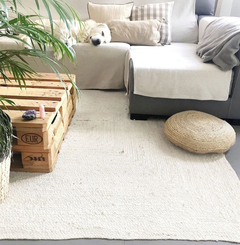 Handwoven Minimal Rug with Soft Natural Texture